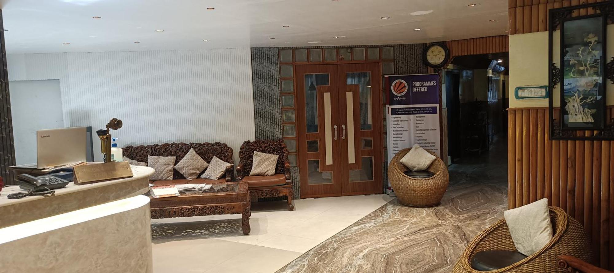 Hotel Assembly Shillong Exterior foto
