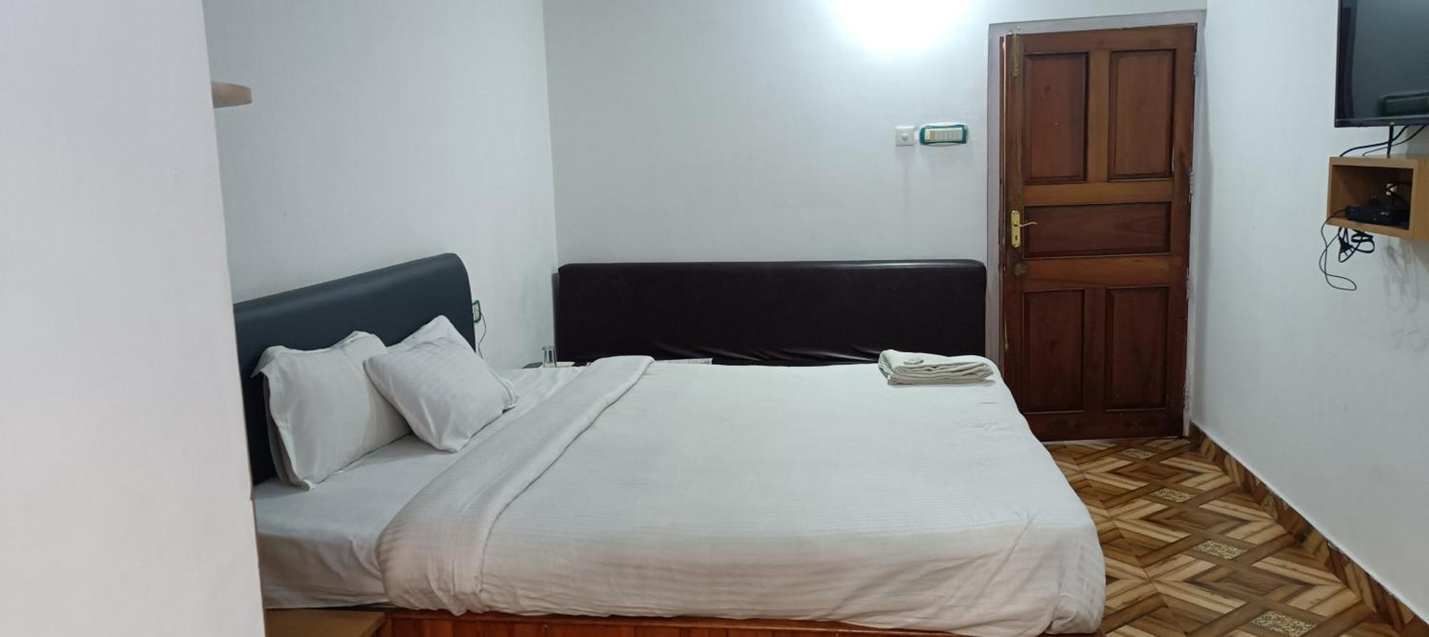 Hotel Assembly Shillong Exterior foto